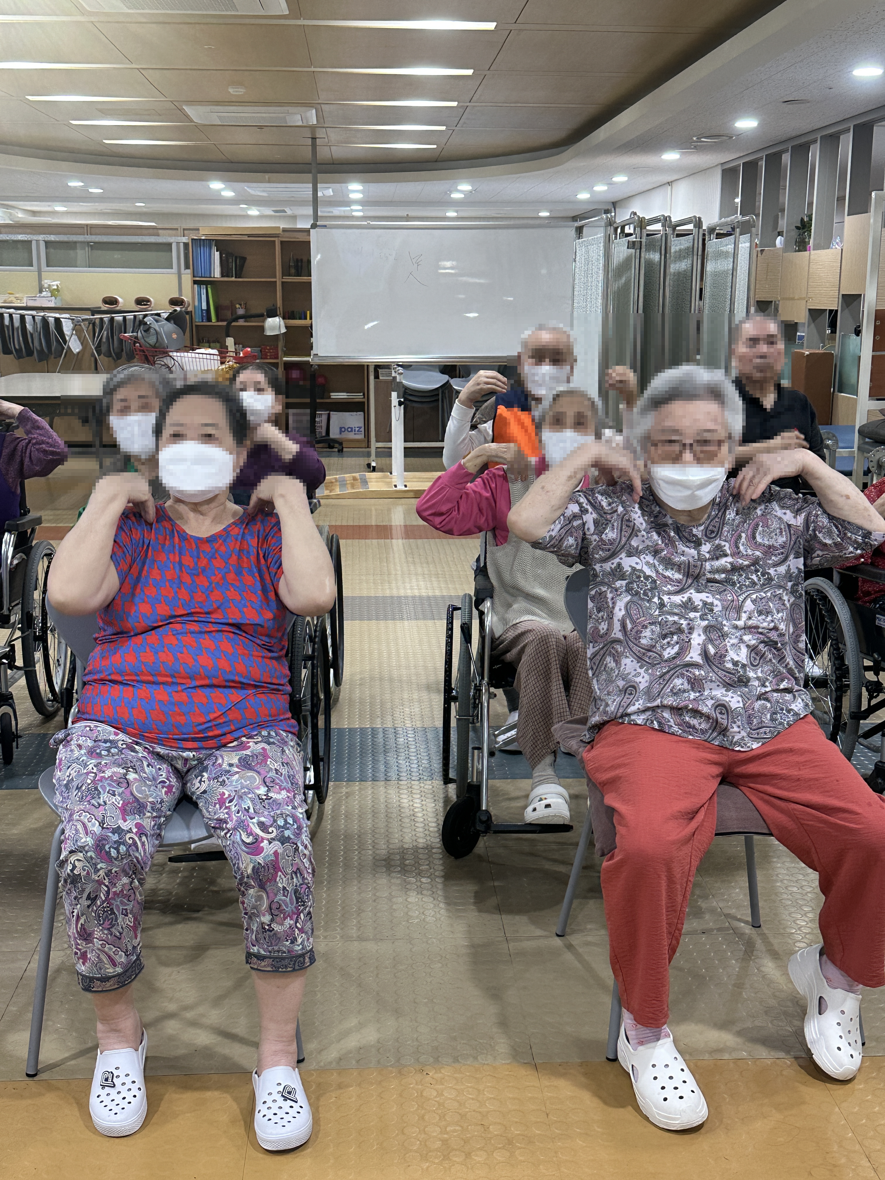 힘뇌체조3.jpg