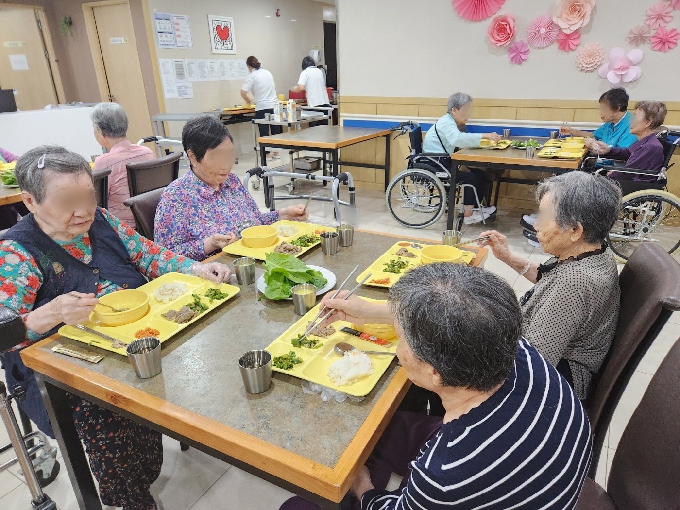 특식데이(오리로스구이)(1).jpg
